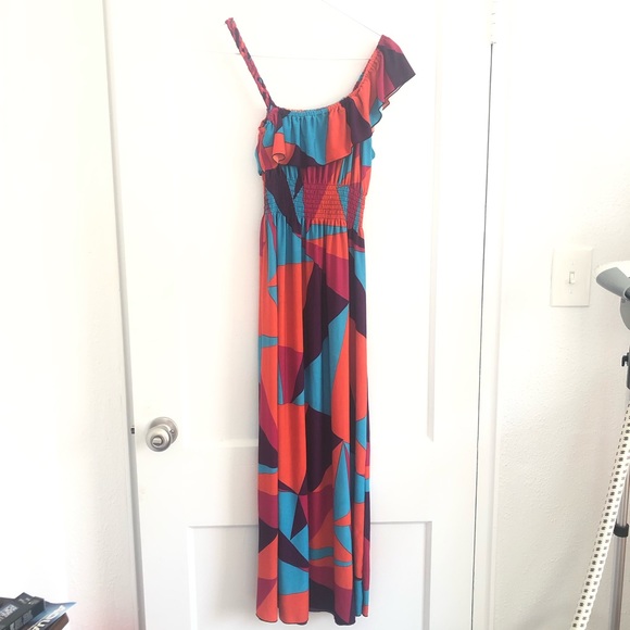 Julia Dress - Picture 4 of 4